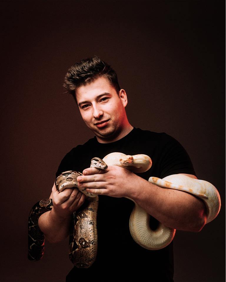 Rőczei Gellért Dávid - Kivitelező
